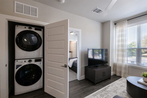 Apartment with washer and dryer